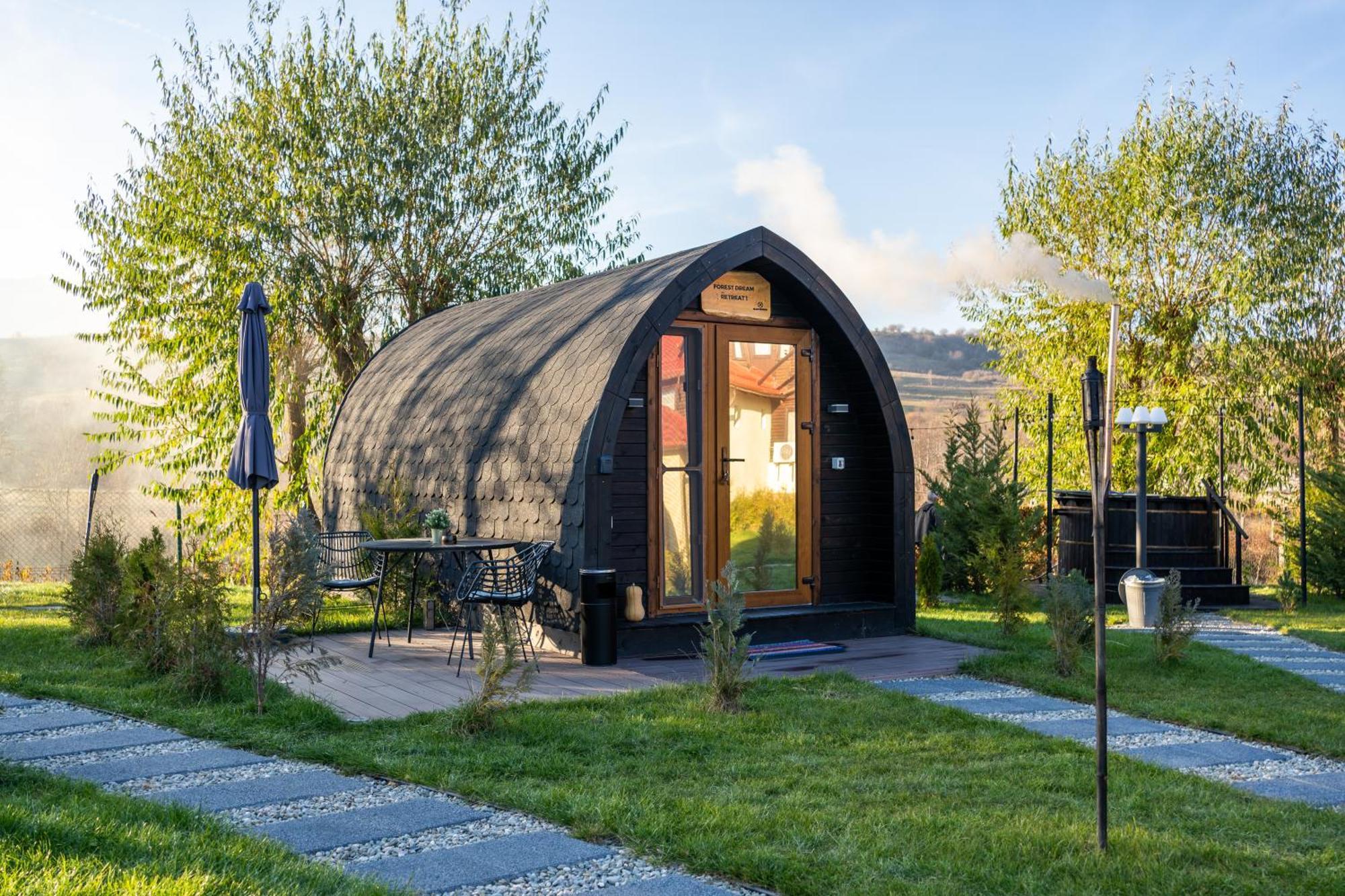 Glamp In Style Pods Resort Bran  Bagian luar foto