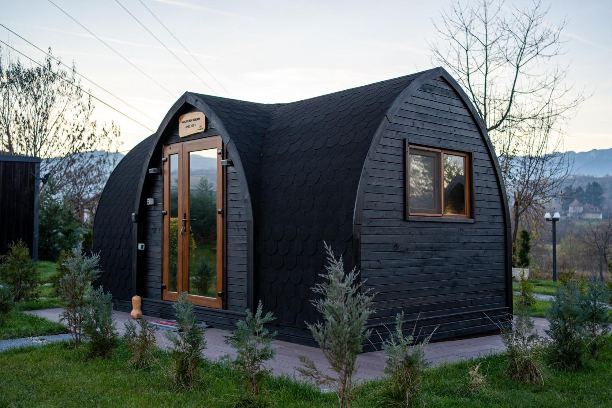 Glamp In Style Pods Resort Bran  Bagian luar foto